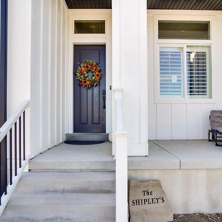 Contemporary Home With Grill Near Utah Lake! Saratoga Springs Exterior foto